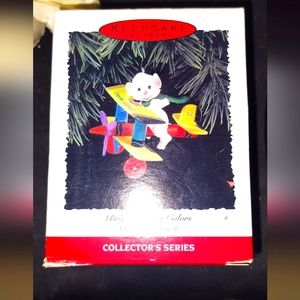 1996 Hallmark Keepsake Ornament Bright Flying Colors Crayola Crayon Collector's